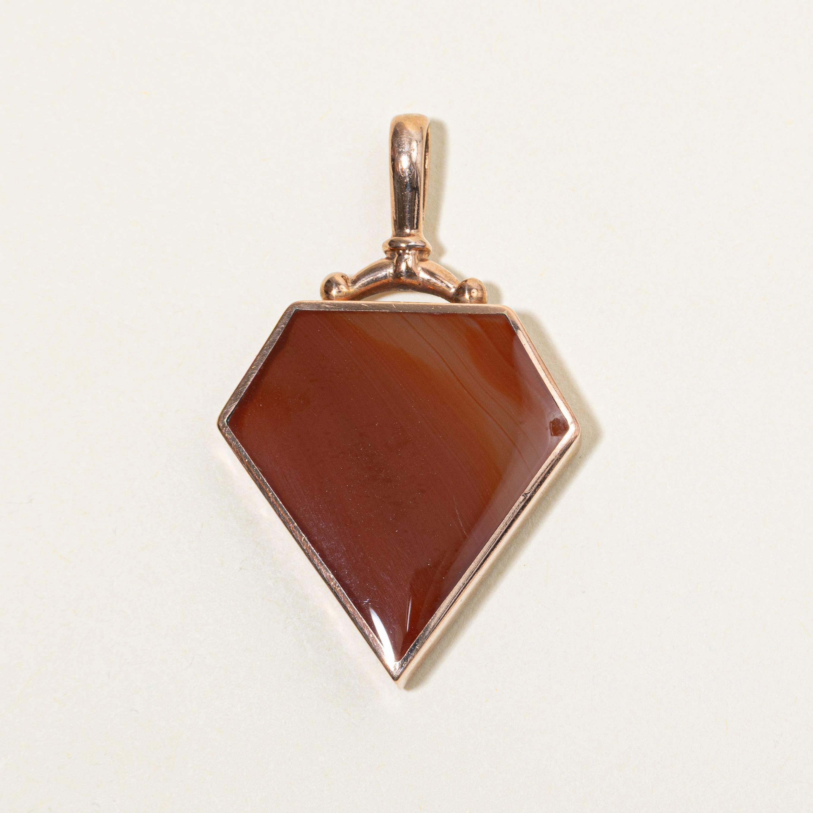 Bridal Ready Vintage Rose Gold Agate & Onyx Shield Pendant | 20.00ct