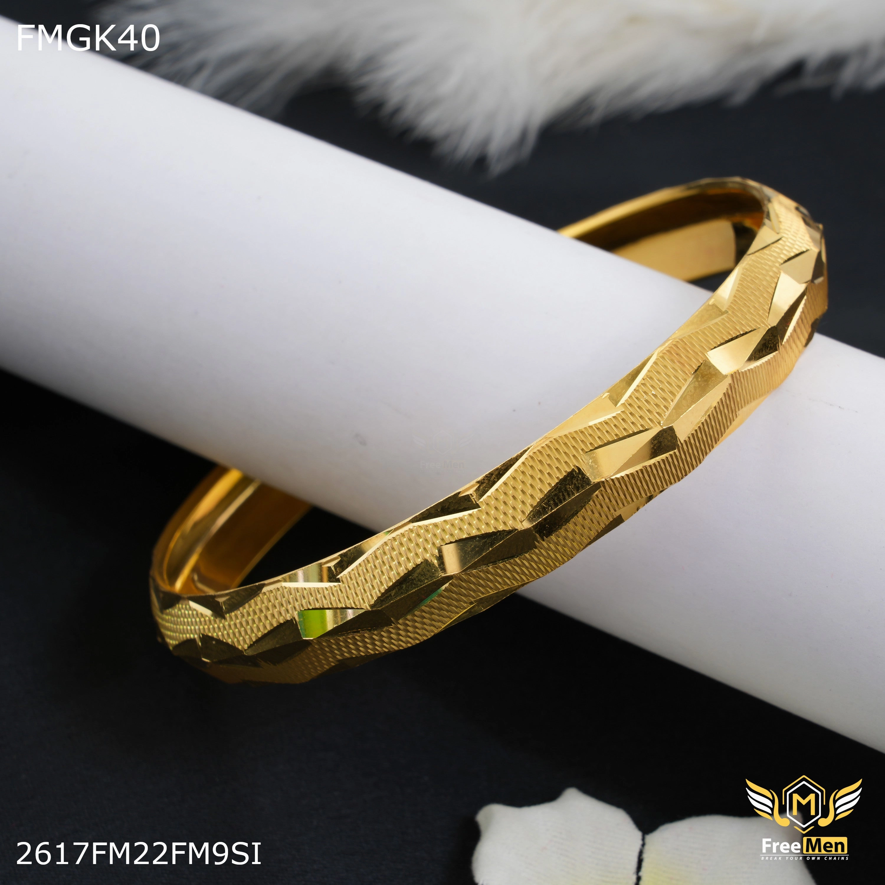 FreeMen Designer Cross Lining gold plated kada for Men FMGK40 Glittering Details Refined Piece