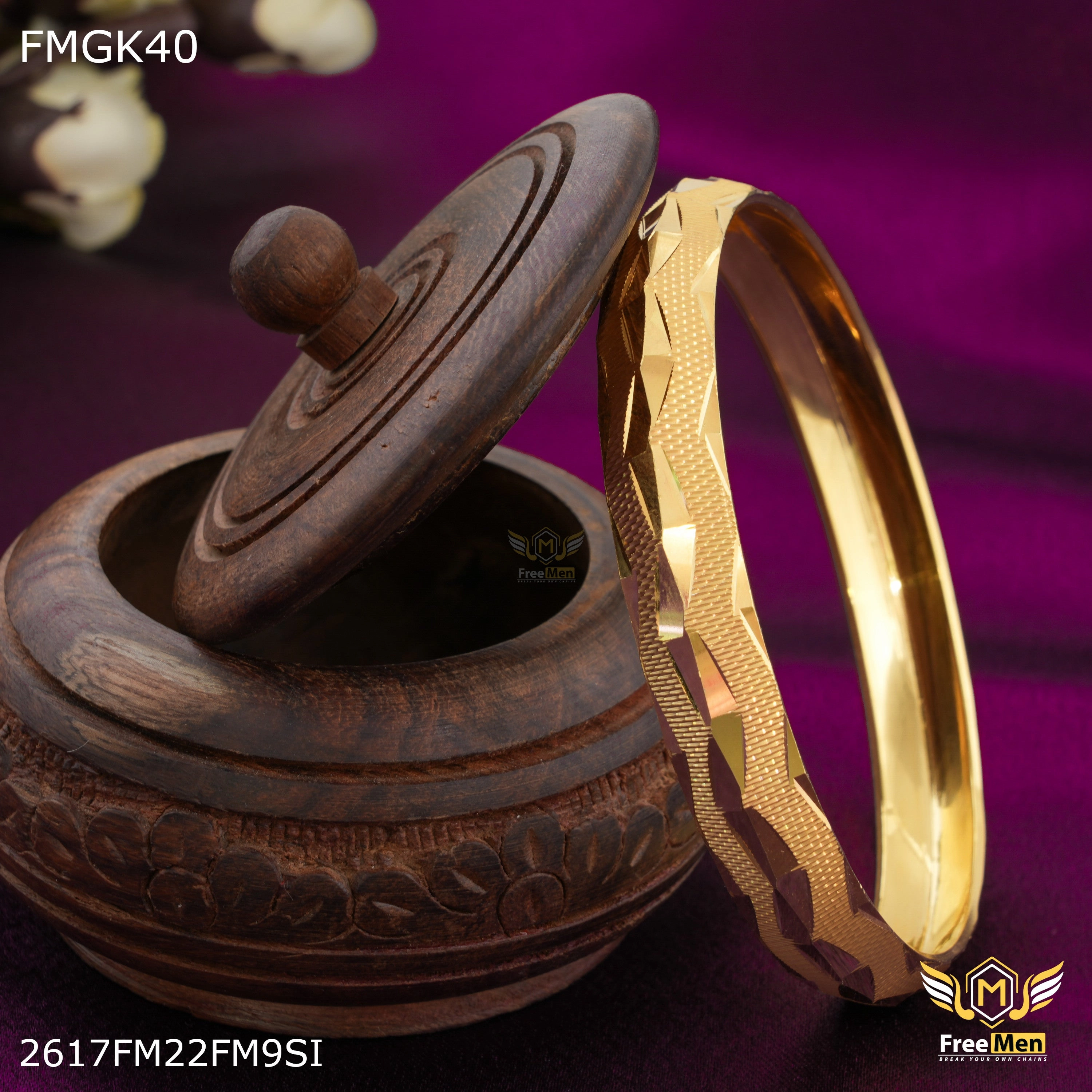 FreeMen Designer Cross Lining gold plated kada for Men FMGK40 Brunch Outfit Artisan Sparkle